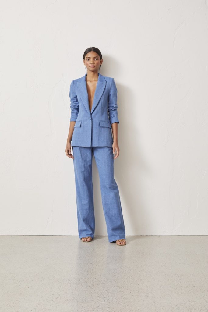 en-route-suiting-style