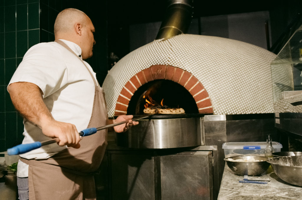 This Pizza Chef Shares His Secrets To Making The Perfect Pizza Dough ...