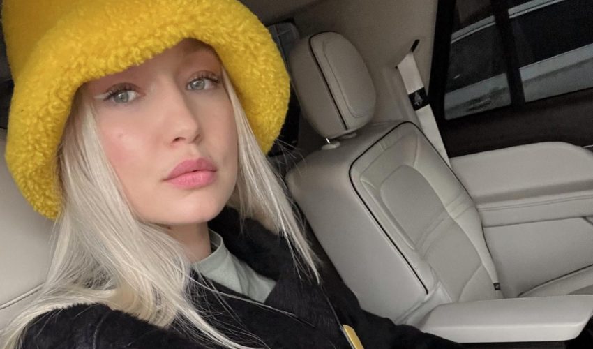 why-do-we-get-white-hair-enroute