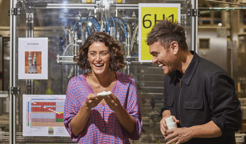 people-haircare-enroute-profile