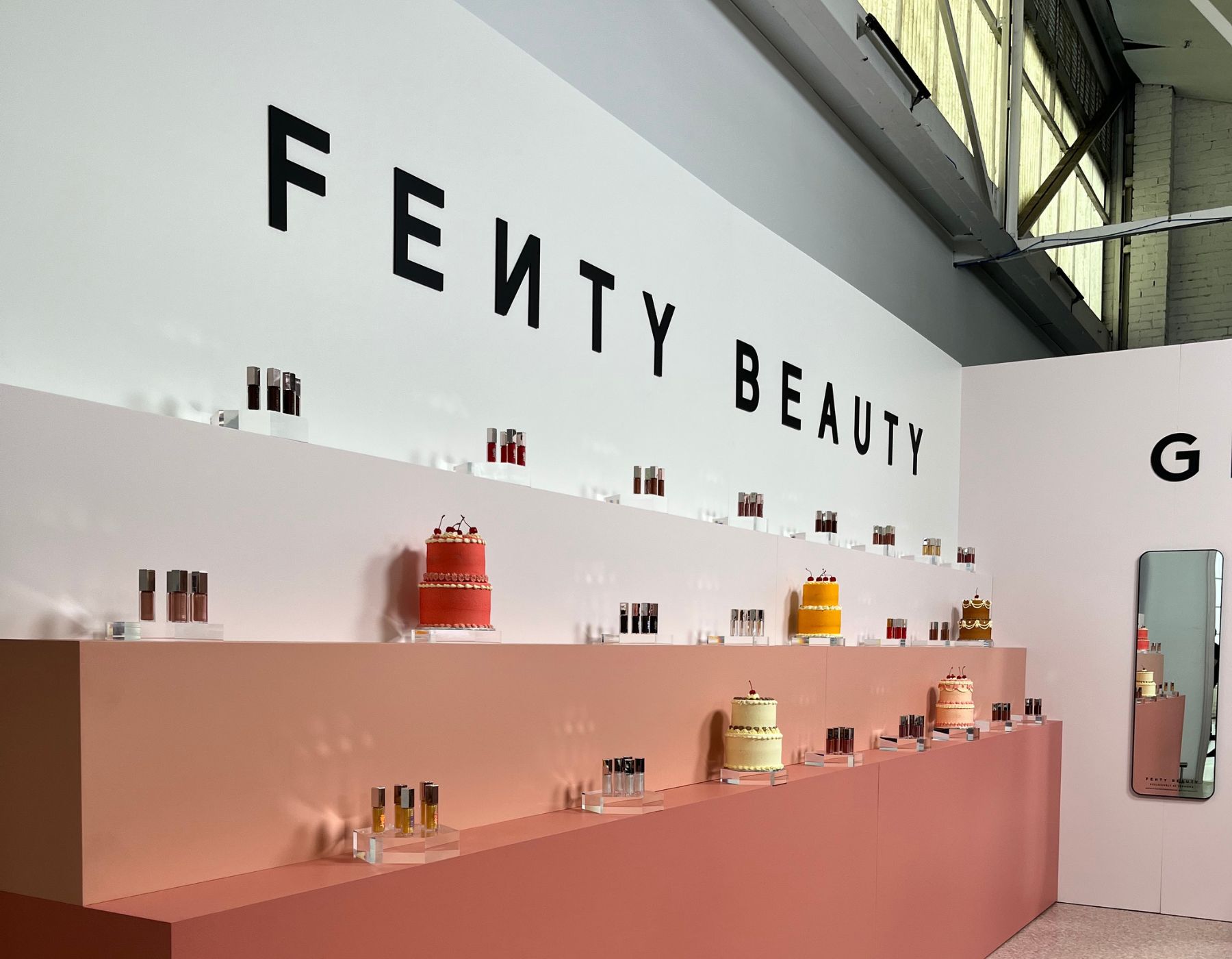 Step Inside The World of Fenty Beauty - En Route