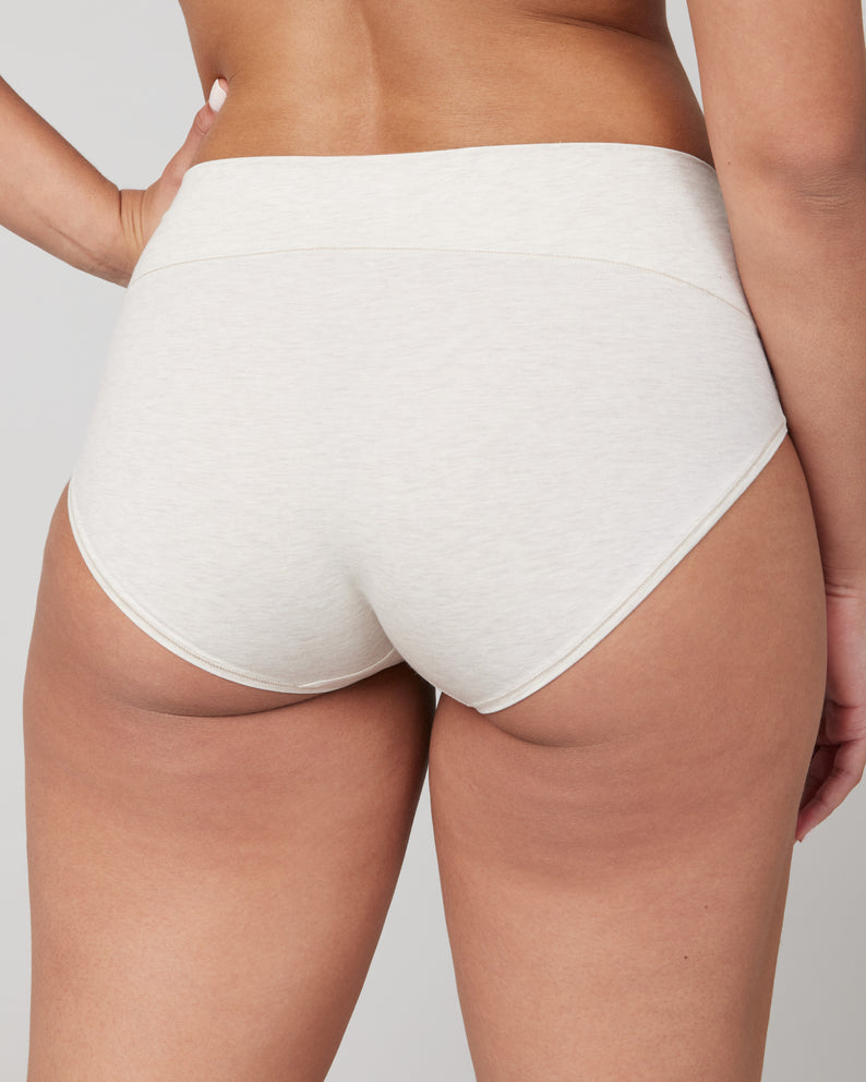 31 Comfortable Women's Undies To Shop Now That Don't Look Like
